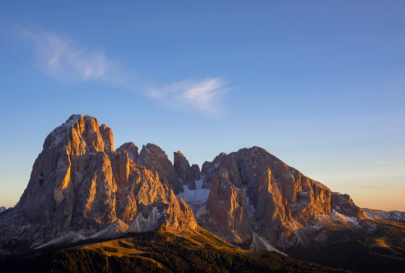 burning-dolomites-val-gardena-gruppo-sassolungo-langkofelgruppe.jpg