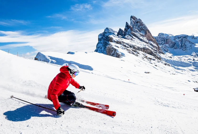 Skiing Seceda - Val Gardena
