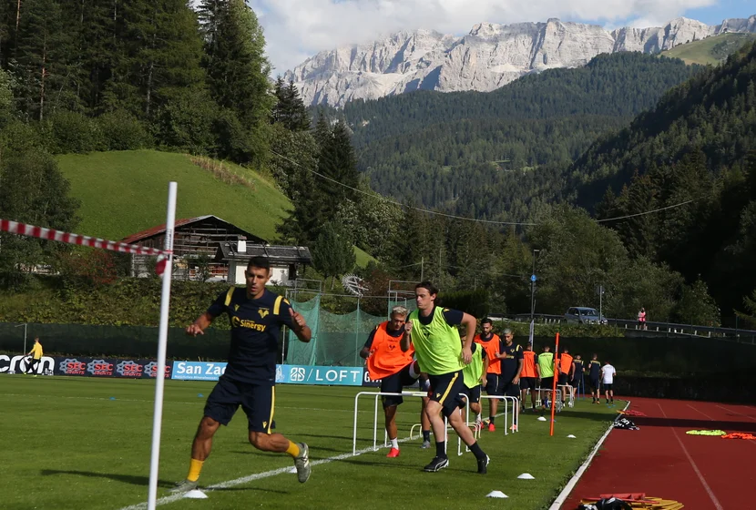 training-hellas-verona-val-gardena.jpg